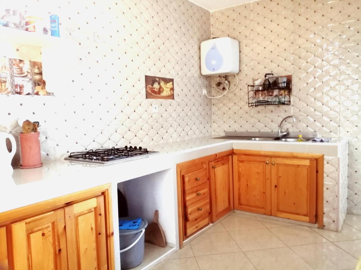 Chez Souad Apartment วาลิเดีย ภายนอก รูปภาพ